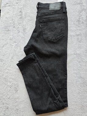 Levi's 720 Black Jeans High Rise Super Skinny Denim Womens 28